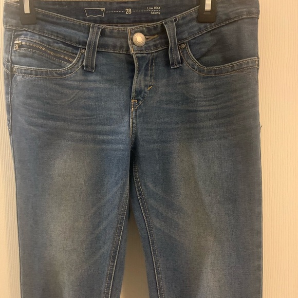 Jeens - Picture 2 of 10